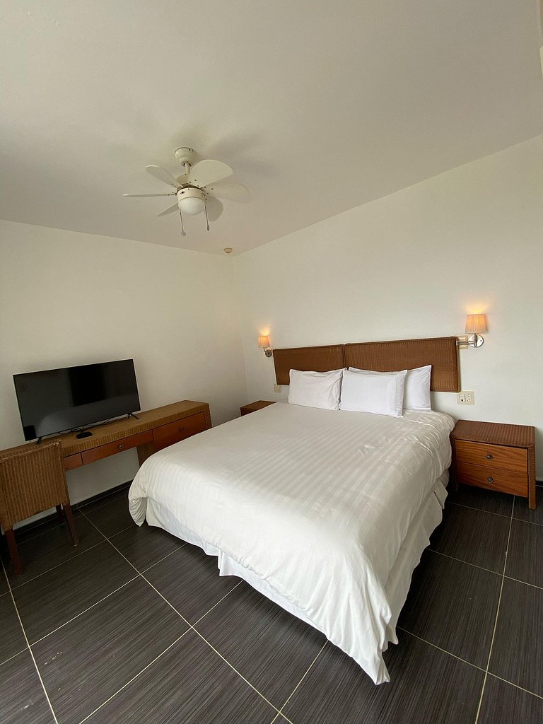Grand Cozy Ocean Lookout Samana XI-201