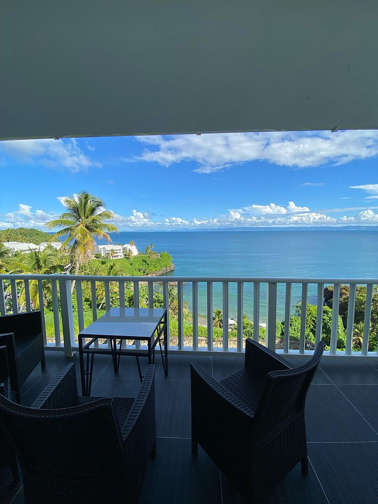 Sunlit Serenity by the Sea Samana 2-301