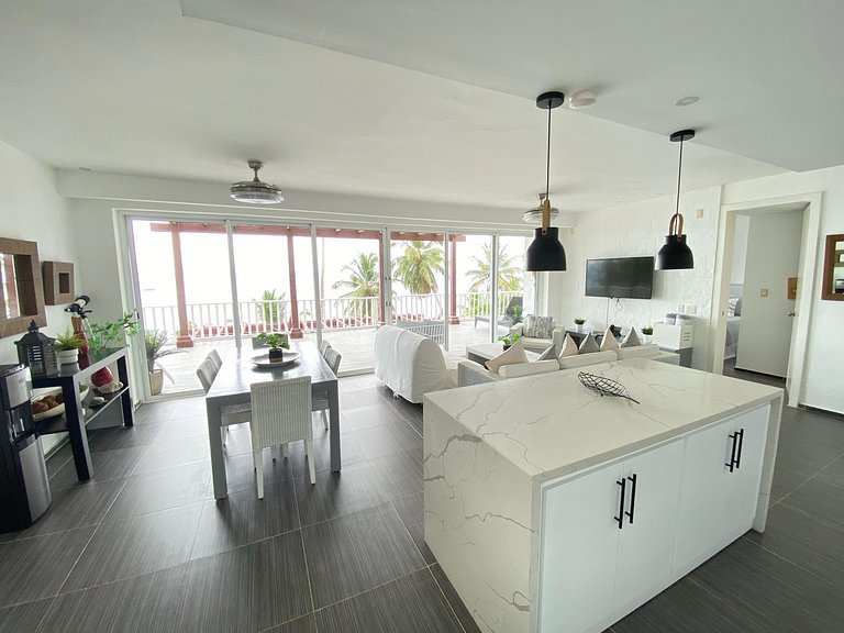 Bright Oceanview Retreat V-202