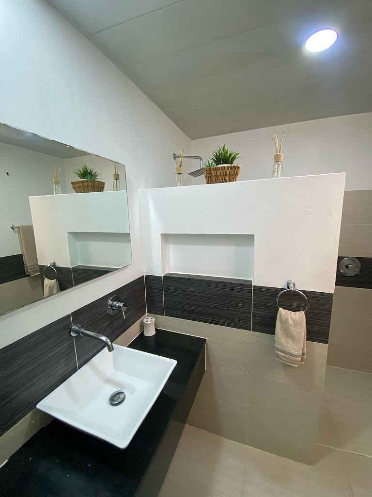 Bright Oceanview Retreat V-202
