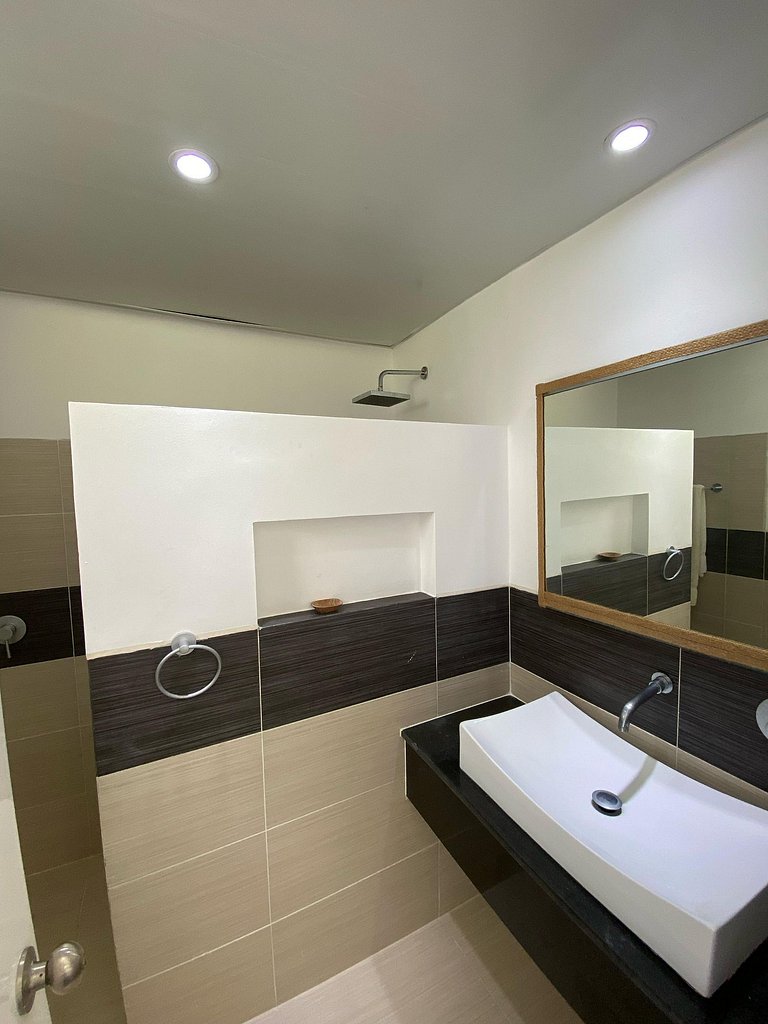 Spacious Oceanfront XII-201