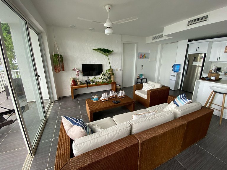 Tropical Comfort V-102