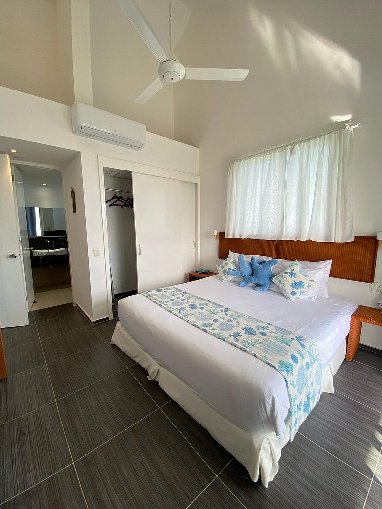 Coastal Charm Condo I-302