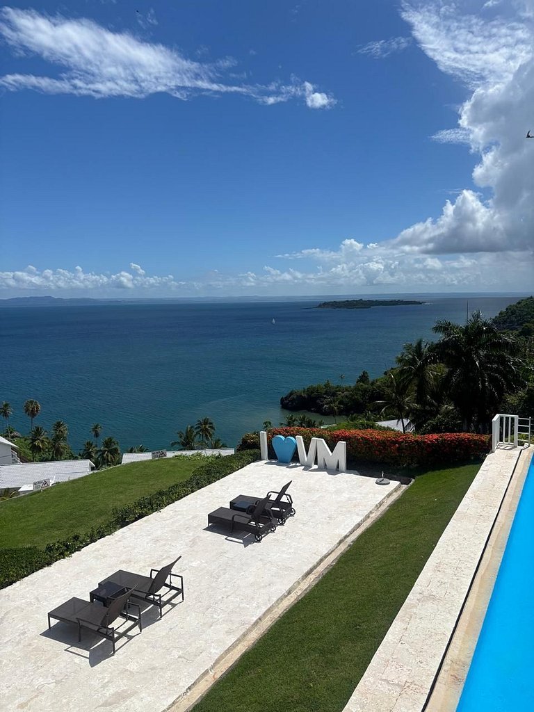 Cozy Shoreside Retreat Samana I-202